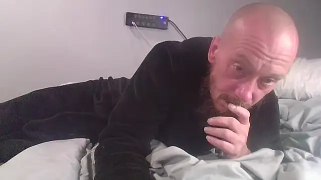 deepinnnnn online show from October 23, 2025, 3:06 am