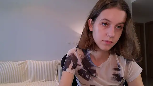 VanessaBayer2 online show from December 3, 2024, 1:19 am