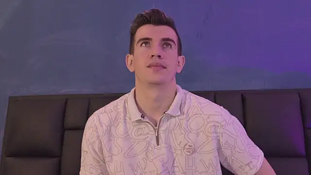 MikaelSlow online show from March 23, 2026, 7:51 pm