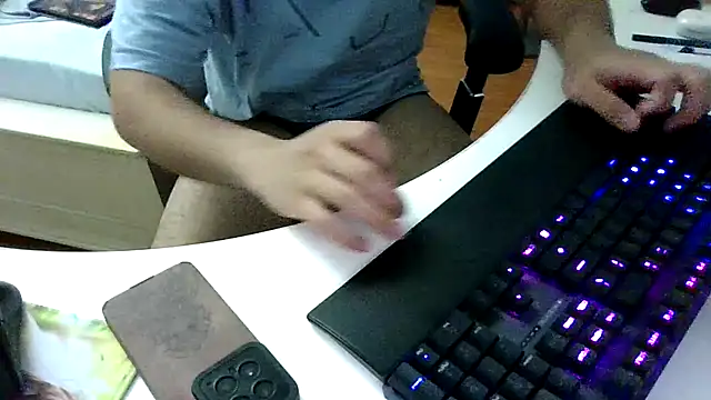 big-pig online show from July 5, 2026, 2:02 pm
