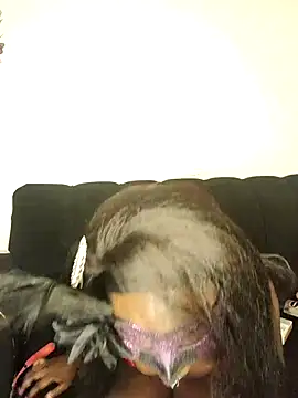 Melanin babygal online show from November 28, 2025, 8:44 pm