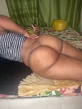 nur lin online show from March 18, 2025, 1:21 am