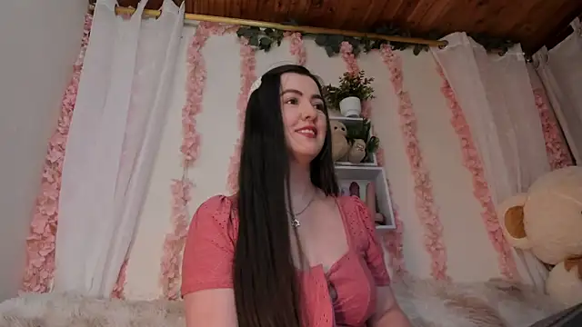 Idara and Edahi01 online show from February 26, 2026, 9:58 pm