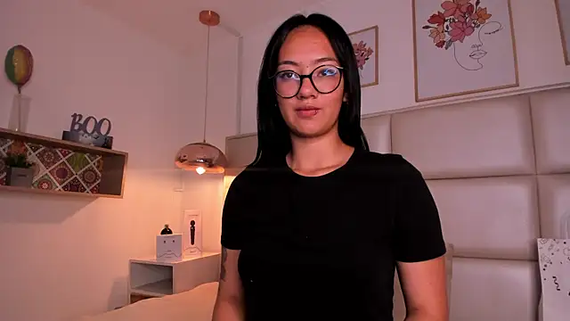 Aily Yozuko online show from February 1, 2025, 7:15 am