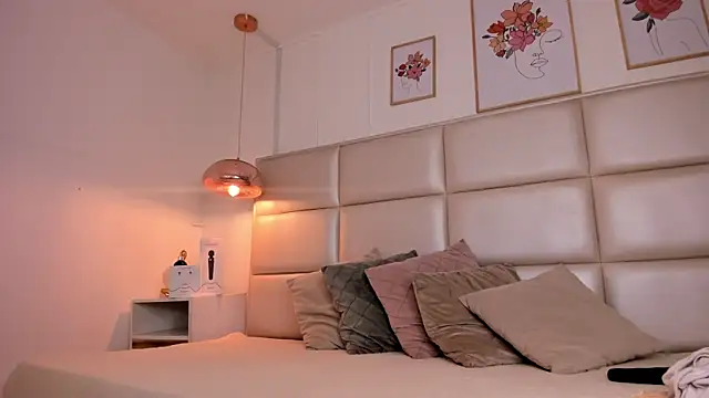 Aily Yozuko online show from March 7, 2025, 2:57 am