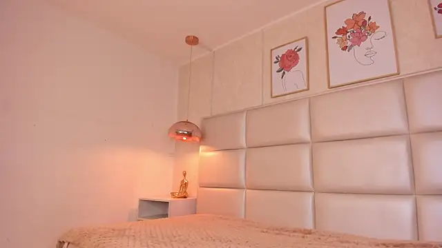 Aily Yozuko online show from September 9, 2025, 2:33 am