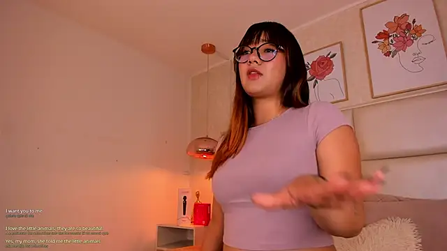 Aily Yozuko online show from October 31, 2025, 2:34 am