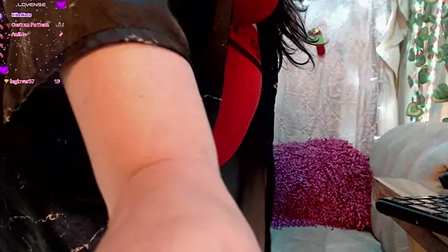 nicollejordan1 online show from December 21, 2024, 6:19 am