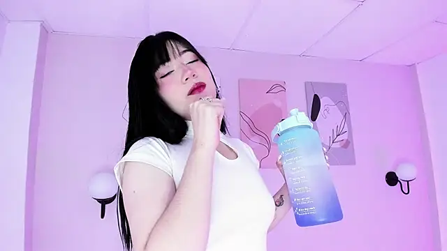 Snapshot of GENNESIS_LOVE chatting on December 20, 2024, 4:20 am GENNESIS LOVE online show from December 20, 2024, 4:20 am