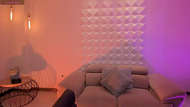 MarianneLane online show from September 25, 2025, 10:02 pm