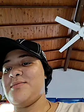 Liancy online show from October 7, 2025, 9:01 pm