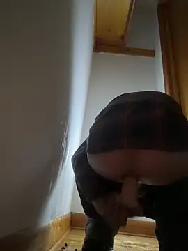 tongueispowerr6d9 online show from February 26, 2025, 4:03 am