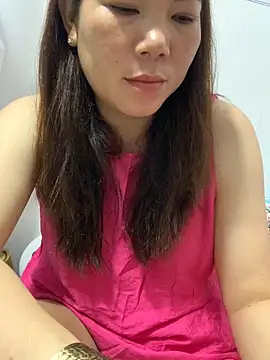 Snapshot of Baby-bigtits chatting on October 20, 2025, 3:12 pm Baby-bigtits online show from October 20, 2025, 3:12 pm