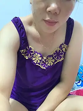 Snapshot of Baby-bigtits chatting on November 21, 2025, 11:47 pm Baby-bigtits online show from November 21, 2025, 11:47 pm