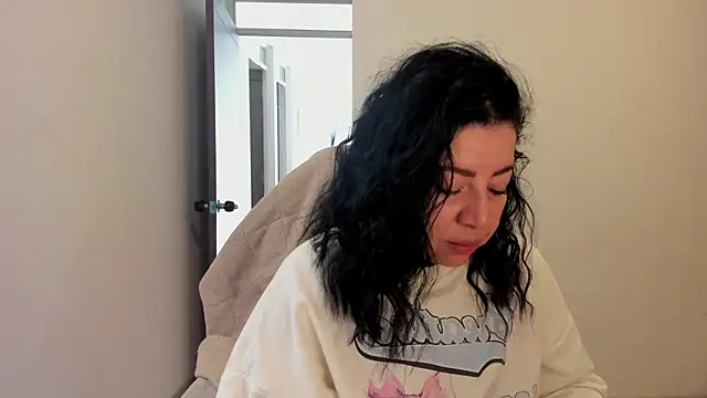 Snapshot of Im_coco chatting on April 28, 2026, 12:32 pm Im coco online show from April 28, 2026, 12:32 pm
