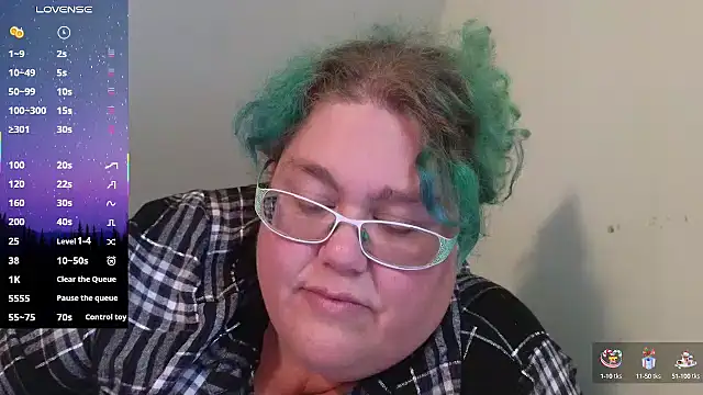 EmberCum online show from September 30, 2025, 9:42 pm