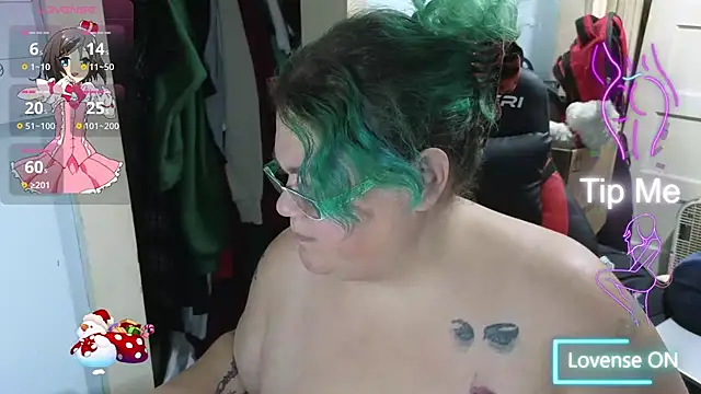 EmberCum online show from November 18, 2025, 8:19 am