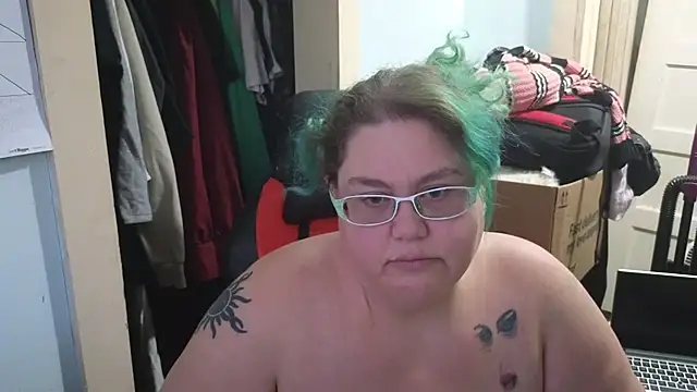 EmberCum online show from November 28, 2025, 10:12 pm