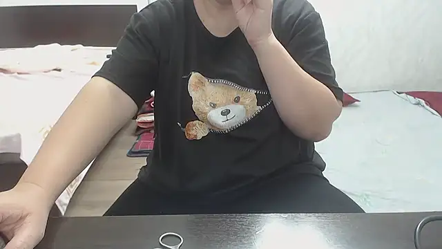 AsweetyAli online show from September 19, 2025, 3:24 pm