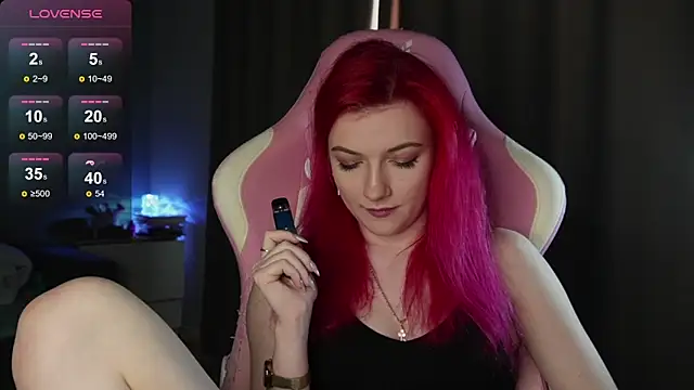 joyhannahh online show from November 25, 2025, 12:16 pm