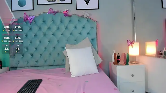 emmy lander online show from December 21, 2024, 8:00 pm