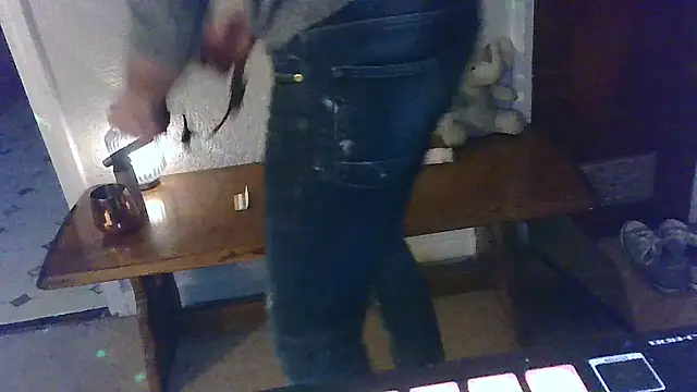 Snapshot of bibananaman chatting on February 22, 2025, 7:34 am bibananaman online show from February 22, 2025, 7:34 am