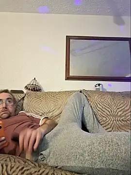 Snapshot of bibananaman chatting on November 28, 2025, 2:36 am bibananaman online show from November 28, 2025, 2:36 am