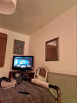 Snapshot of bibananaman chatting on February 4, 2026, 8:25 pm bibananaman online show from February 4, 2026, 8:25 pm