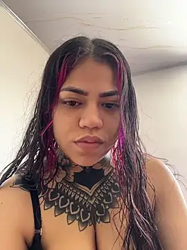 Snapshot of aliensexy chatting on May 15, 2026, 4:36 pm aliensexy online show from May 15, 2026, 4:36 pm
