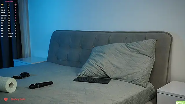 Healing Hottie online show from February 5, 2025, 9:50 pm