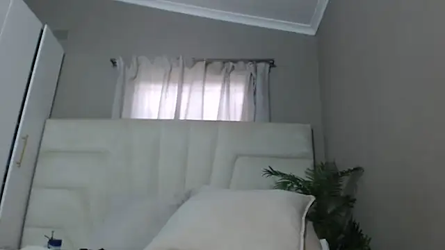 naughtyblackdolie online show from March 15, 2025, 7:20 am