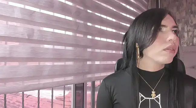 diosagolden online show from March 2, 2025, 9:01 pm