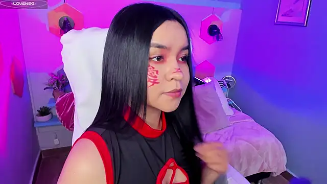 Hanna  Becker  online show from January 25, 2025, 4:34 am