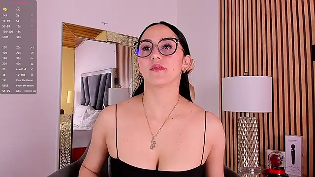 hazel ross tcw online show from February 5, 2025, 1:33 pm