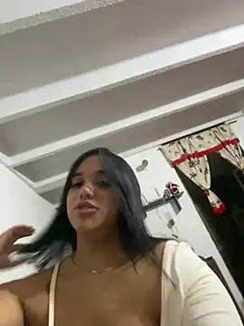 ElaEndez  online show from December 25, 2024, 6:52 am