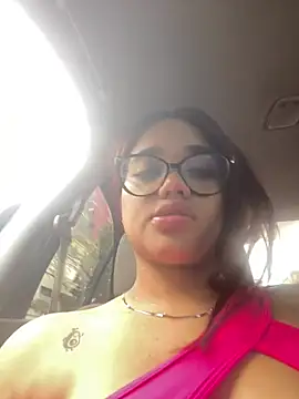 ElaEndez  online show from January 26, 2025, 7:52 pm