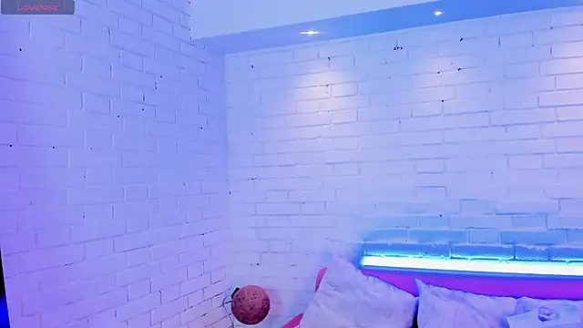 Alessia Taylorr online show from November 29, 2025, 12:30 pm