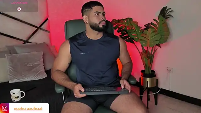 noah crux online show from September 11, 2025, 11:54 am