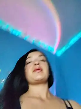 Snapshot of evelyn_prince1 chatting on May 27, 2026, 3:36 am evelyn prince1 online show from May 27, 2026, 3:36 am