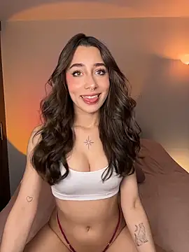 hottiecattiee online show from March 8, 2026, 10:46 pm