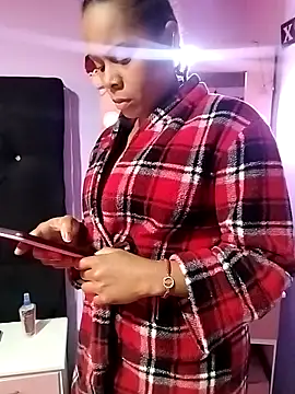 Camille rose  online show from December 3, 2025, 3:32 pm