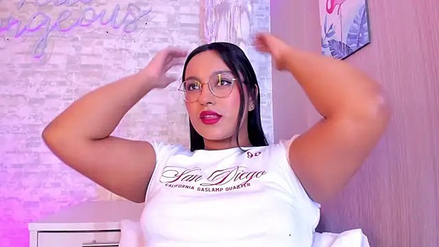 ellamontoya online show from February 25, 2025, 4:35 am