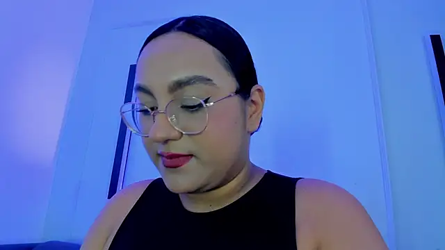 ellamontoya online show from November 14, 2025, 1:10 pm