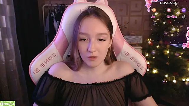 MoonlishSiren online show from January 12, 2025, 6:38 pm