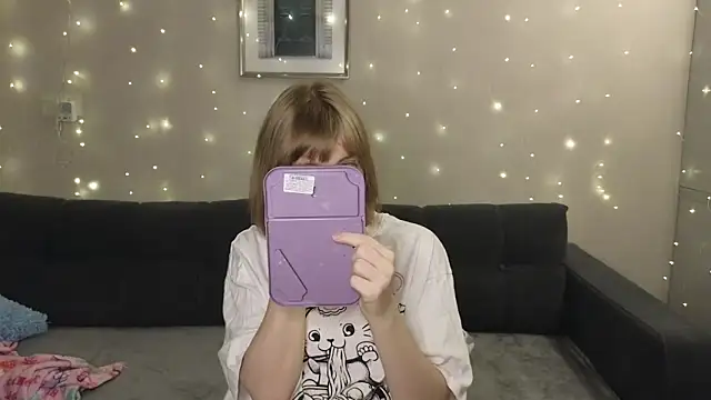 HermioneHHH online show from December 20, 2024, 6:13 pm