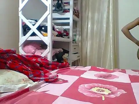 Snapshot of DADDYS_shuga chatting on July 24, 2026, 5:44 pm DADDYS shuga online show from July 24, 2026, 5:44 pm