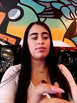 Snapshot of Freyja300 chatting on December 28, 2024, 8:25 pm Freyja300 online show from December 28, 2024, 8:25 pm