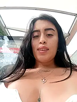 Snapshot of Freyja300 chatting on January 7, 2025, 8:10 pm Freyja300 online show from January 7, 2025, 8:10 pm