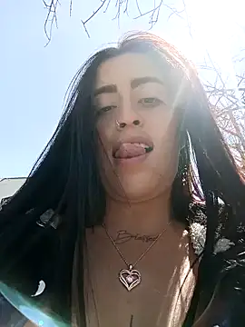 Snapshot of Freyja300 chatting on January 20, 2025, 5:37 pm Freyja300 online show from January 20, 2025, 5:37 pm