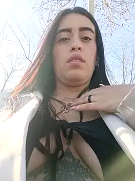 Snapshot of Freyja300 chatting on February 26, 2025, 9:32 am Freyja300 online show from February 26, 2025, 9:32 am